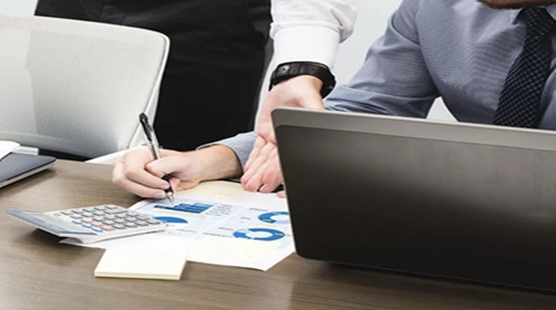 新加坡公司會計：如何應(yīng)對法規(guī)與合規(guī)要求的更新？